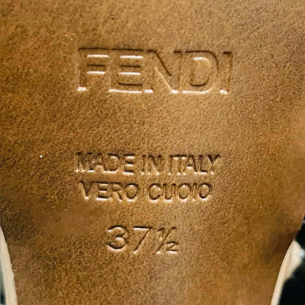 FENDI Black / Cream Leather Heels With Cut - Out FENDI Logo Detail & Dust Bag - Picture 12 of 13